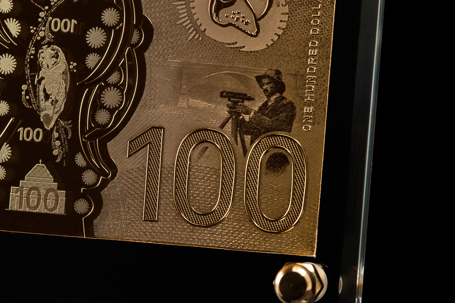 24 Carat Gold 2020 $100 Australian Banknote Replica – Premium Display Collectible - The Shop At Crown Perth